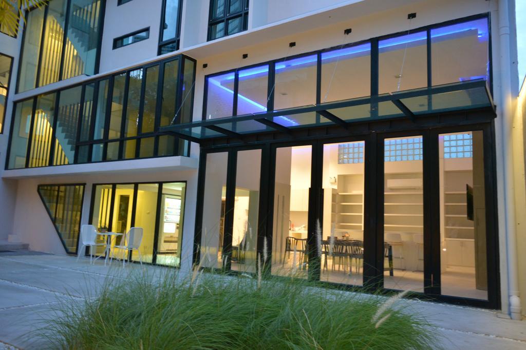 Hostel Rezt Bangkok