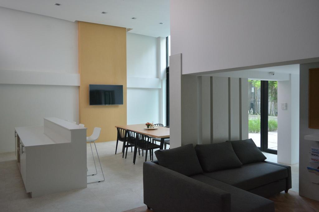 Hostel Rezt Bangkok *